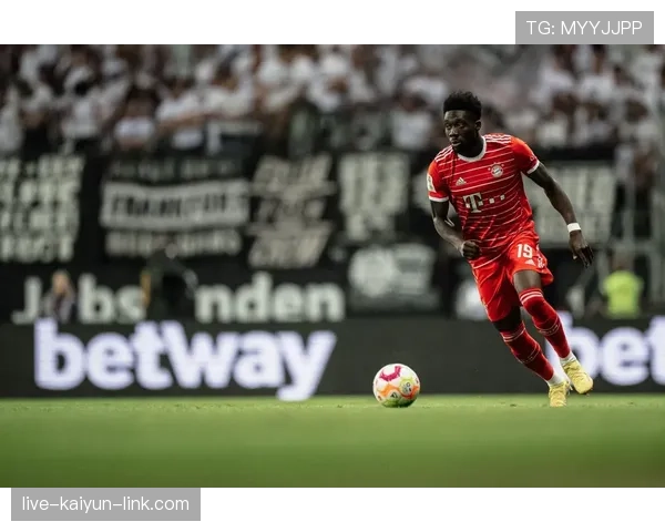 国际米兰边翼卫主导进攻战术，中路渗透能力面临现阶段表现考验